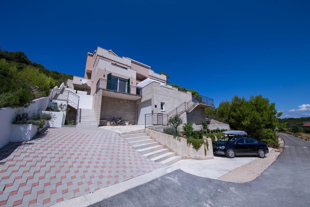 Apartments Ladesta Lastovo Exterior photo
